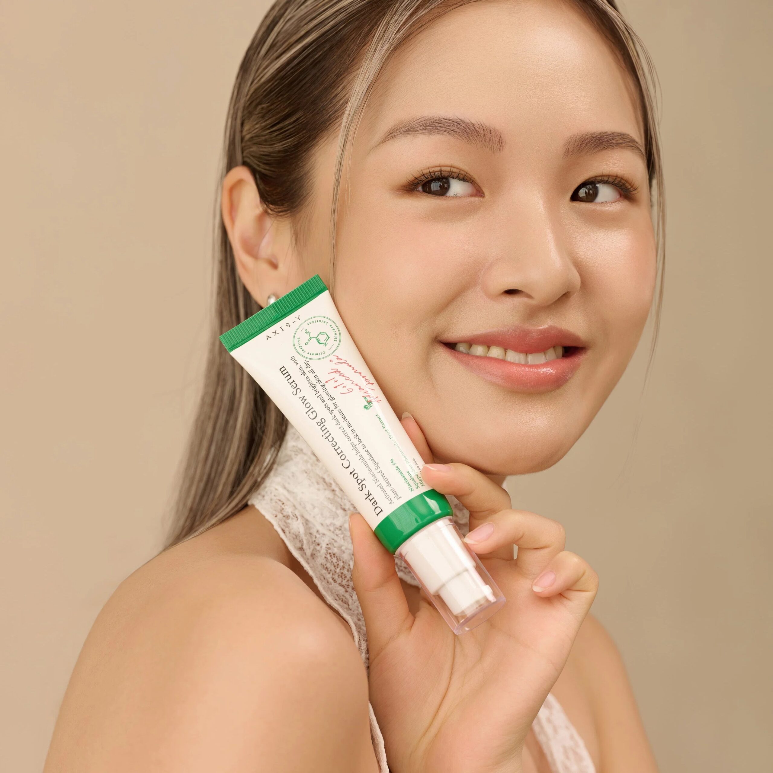 Axis-y Dark Spot  Correcting Glow Serum - Image 2